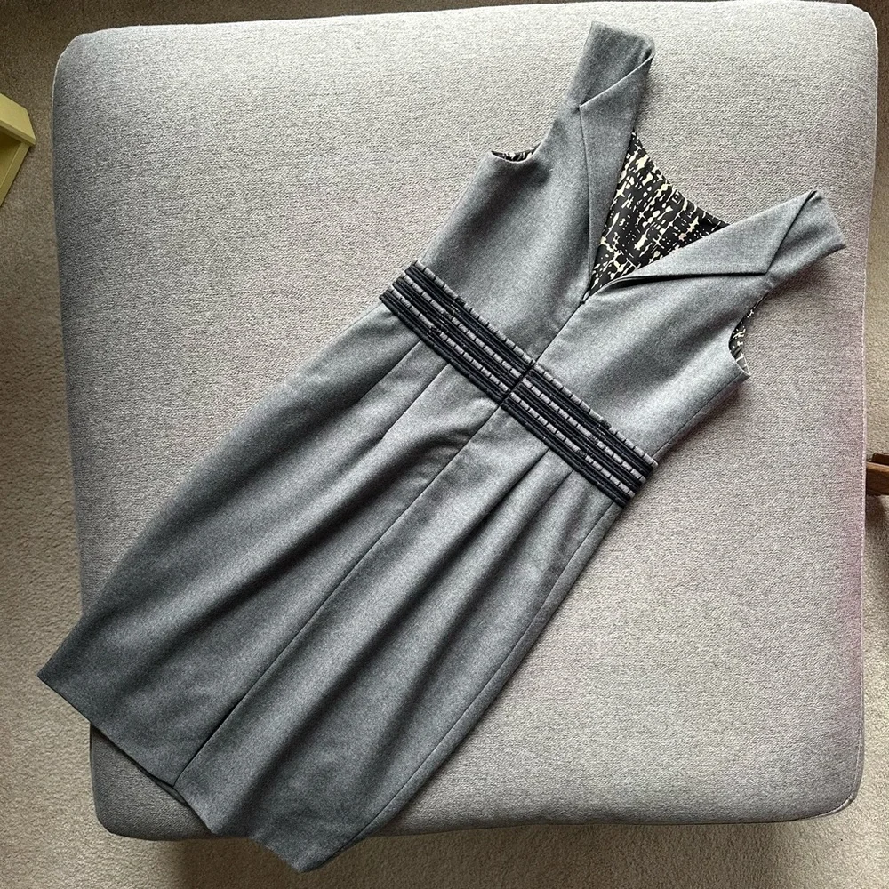 Lela Rose 100% Wool Sleeveless Dress NWOT Size 4 - Picture 3 of 6